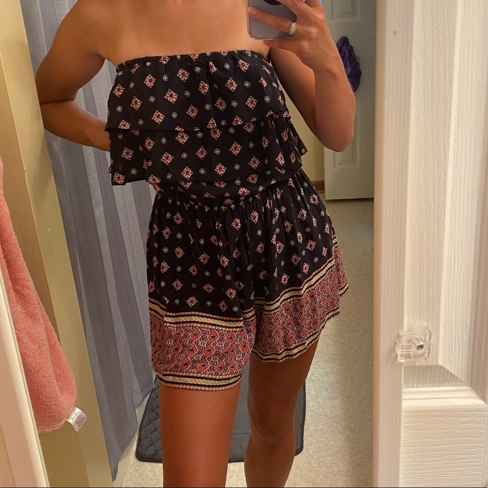 Hollister romper